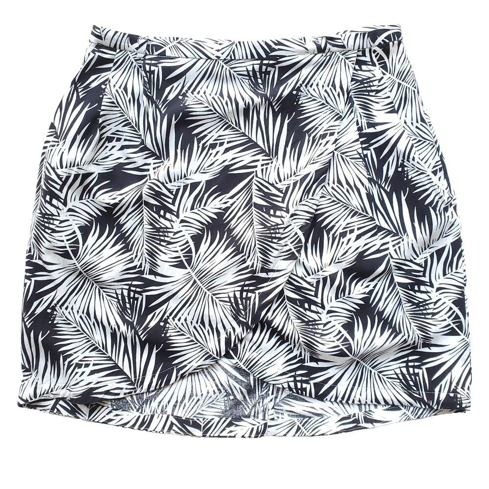 Tropical Mini Skirt Size 12 Faux Wrap Black Cream White H&M Vacation Tiki Bar